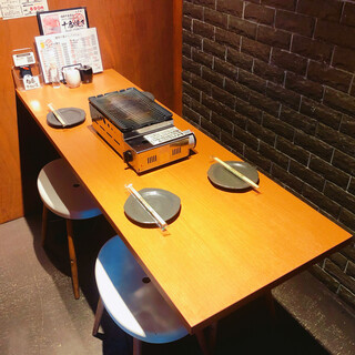 間仕切り完備のオシャレな大衆焼肉酒場！個室でゆっくりどうぞ♪