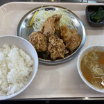 長野駅前 ゴールデン酒場 - 唐揚げ定食 690円