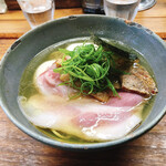 ヨコクラストアハウス - 味玉塩そば