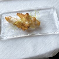 サーラ アマービレ - ヤングコーンのフリットとタレッジョチーズ