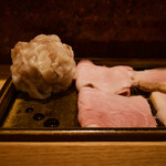 中華蕎麦 とみ田 - シウマイ。めちゃウマイ。