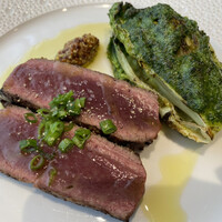 アーティショー - 牛レバー、ミニロメインレタスのロースト