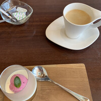 トラットリア イル レガーロ - 