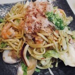 Seafood thick Yakisoba (stir-fried noodles)