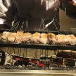 温石 - イシナギの炭火焼き。見た目は鶏肉です