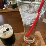 Hirutoko Kafe - エルダーフラワーのジュースと、よもぎのゼリー