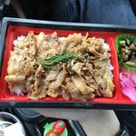 フクカン いやしカフェ - 料理写真:醤油味豚焼き肉丼