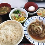 Sukiya - 牛皿定食（600円）＋サラダ（160円）