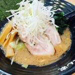 横浜ラーメン てっぺん家 - てっぺんラーメン