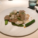 レストラン オオツ - ⑦別海産ホッキ貝 コールラビ・スナップエンドウ・グリーンアスパラガス・フランス産サマートリュフのサラダ仕立て