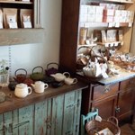 ファンシーショップのような店内