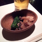 魚菜料理處 みな実  - ビールとつぶ貝の煮付け