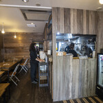 Yasuda Burger - 店内風景。