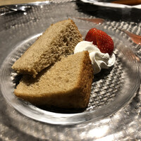 レストラン アゼリア - コーヒーシフォンケーキ
