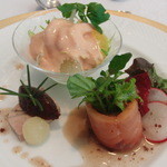 ラ・ロゼット - 3月　前菜　フォアグラのパテ・スモークサーモン・海老のカクテルサラダ