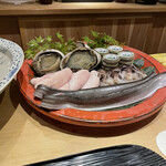 富小路 やま岸 - 食材盛り合わせ　輝いています