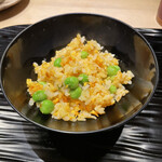 富小路 やま岸 - 豆いりフワフワ炒飯