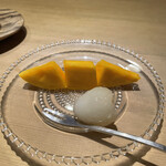 富小路 やま岸 - 太陽の卵とライチ