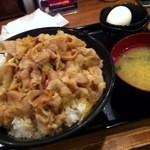 伝説のすた丼屋 - すた丼（飯増し）720円