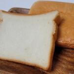 タカセ - ヨーグルト食パン（300円）
