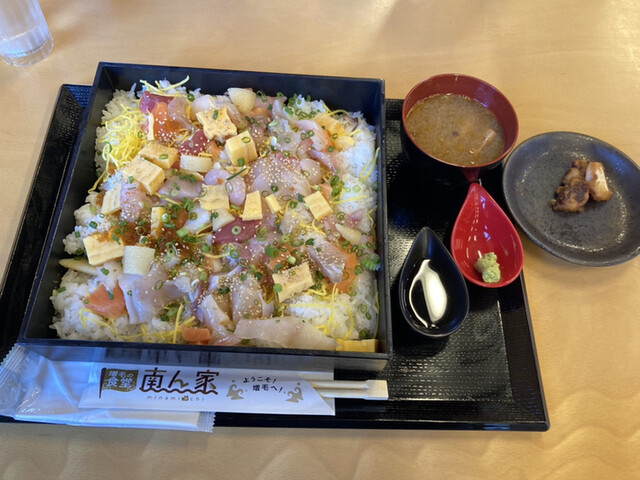 増毛の食堂 南ん家>