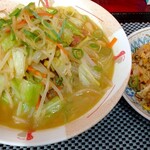 博多ちゃんぽん太郎 - 