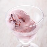 Sakura mochi style ice cream