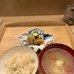 赤坂 菊乃井 - 昼懐石１３３１０円。新生姜御飯、新玉葱すり流し、お漬物。全部がしみじみと美味しい〜（╹◡╹）（╹◡╹）。身体に染み入る水無月です♩