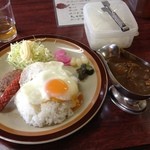 夢のカレー - エッグ豆ハンバーグソーセージ（1本）
