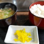 Konamonya Hachi - お好み焼定食のご飯等
