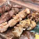 炭火焼き鳥 完全個室居酒屋 はなび - 串四本盛り　700円