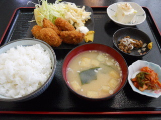 Ekimae - カキフライ定食