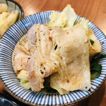 Izakaya Ohana - ♪豚肉たっぷり…