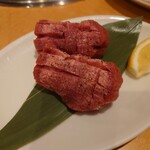 焼肉牛若 - 