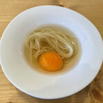 Ramen FeeL - 醤油らぁ麺の麺が出汁に､､､