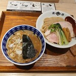 別邸 たけ井 - 濃厚鶏豚骨つけ麺