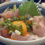 小田原魚河岸でん - 地魚たたき丼