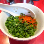 ラーメン二郎 - 待ってる間にカスタマイズ♪