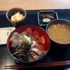 KANESHIGE HIRO - 海鮮丼1000円税込。
