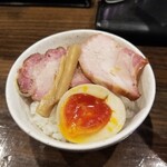 櫻井中華そば店 - ちょいと乗せてみた