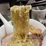 櫻井中華そば店 - 手打ちぴろぴろ麺リフト