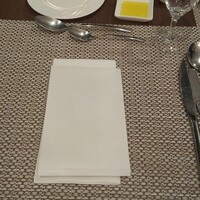 グラマシースイート ストリングスホテル名古屋 - テーブルセット