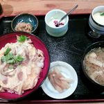 Mampukuteikawamura - ほっき丼定食(\880) ランチ限定、数量・期間限定