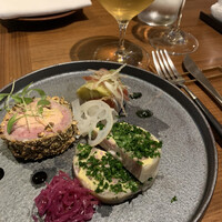 Bistro NOHGA  - 前菜盛り合わせとオレンジワイン