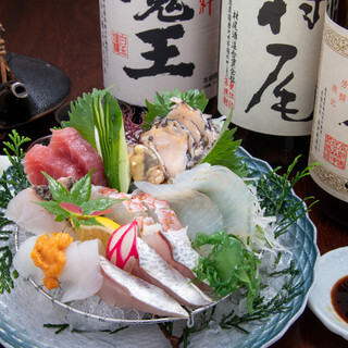 Enjoy seafood at ``Fisherman Mori''. Serving per person~