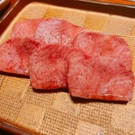 焼肉 ジャンボ - 