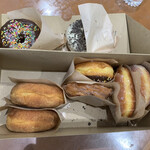 DOUGHNUT-HOLIC - 