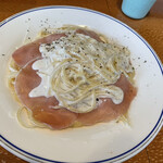 ロズマリーノ - 生ハムとチーズ