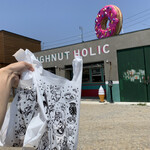 DOUGHNUT HOLIC - 