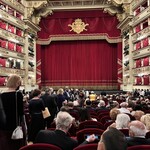 Teatro alla Scala - 皆、Franciacorta を飲んで和気藹藹